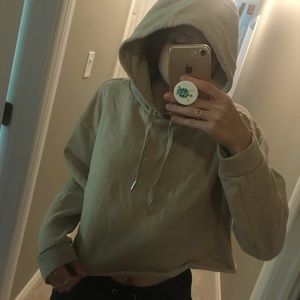 Nude cropped hoddie